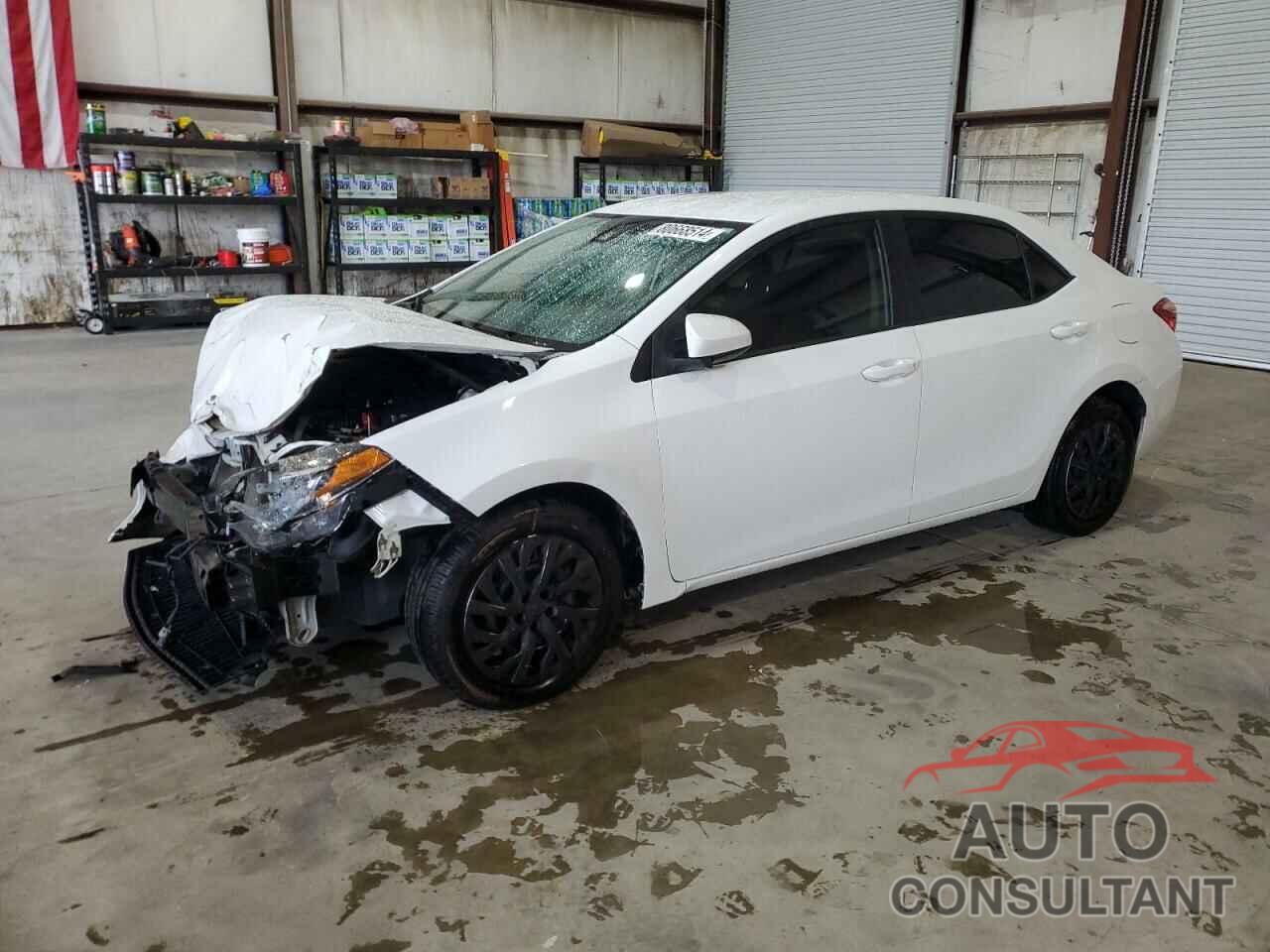 TOYOTA COROLLA 2018 - 5YFBURHEXJP782283