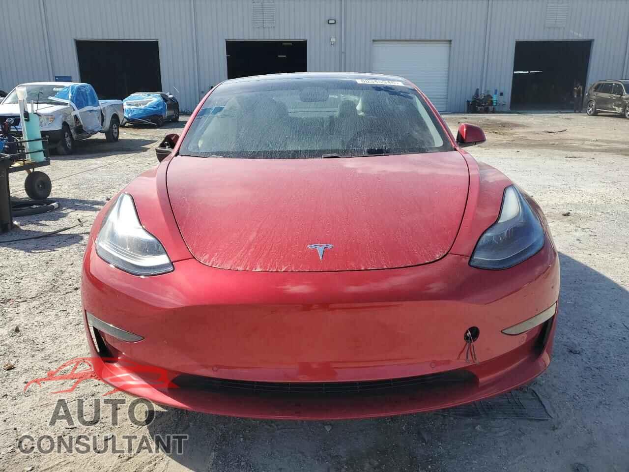 TESLA MODEL 3 2021 - 5YJ3E1EA8MF908452