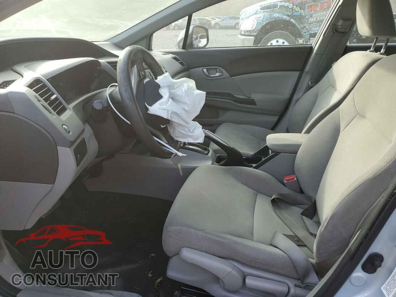 HONDA CIVIC 2012 - 2HGFB2F55CH511255