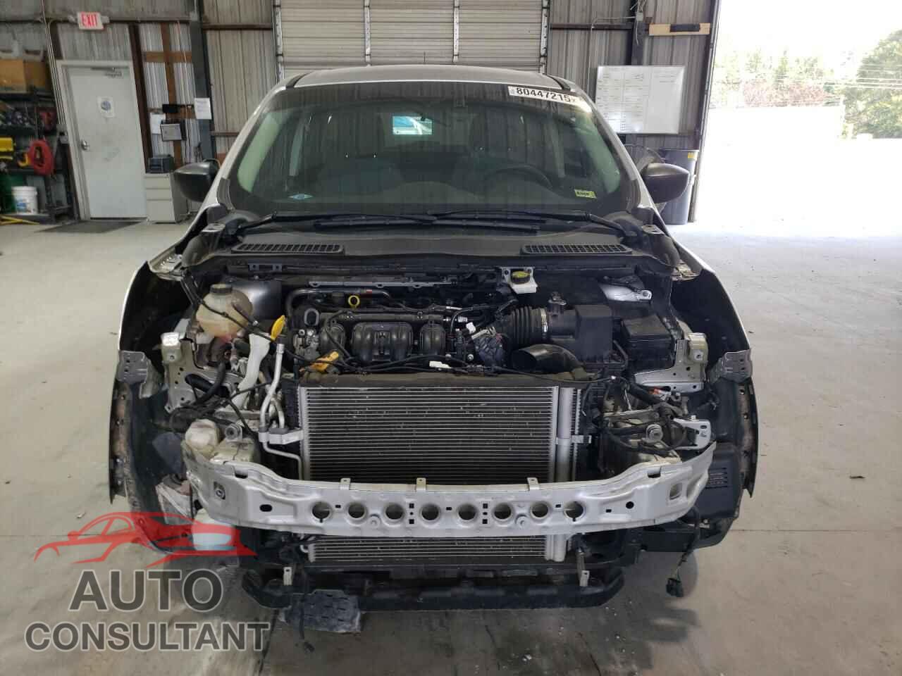 FORD ESCAPE 2017 - 1FMCU0F72HUB15544