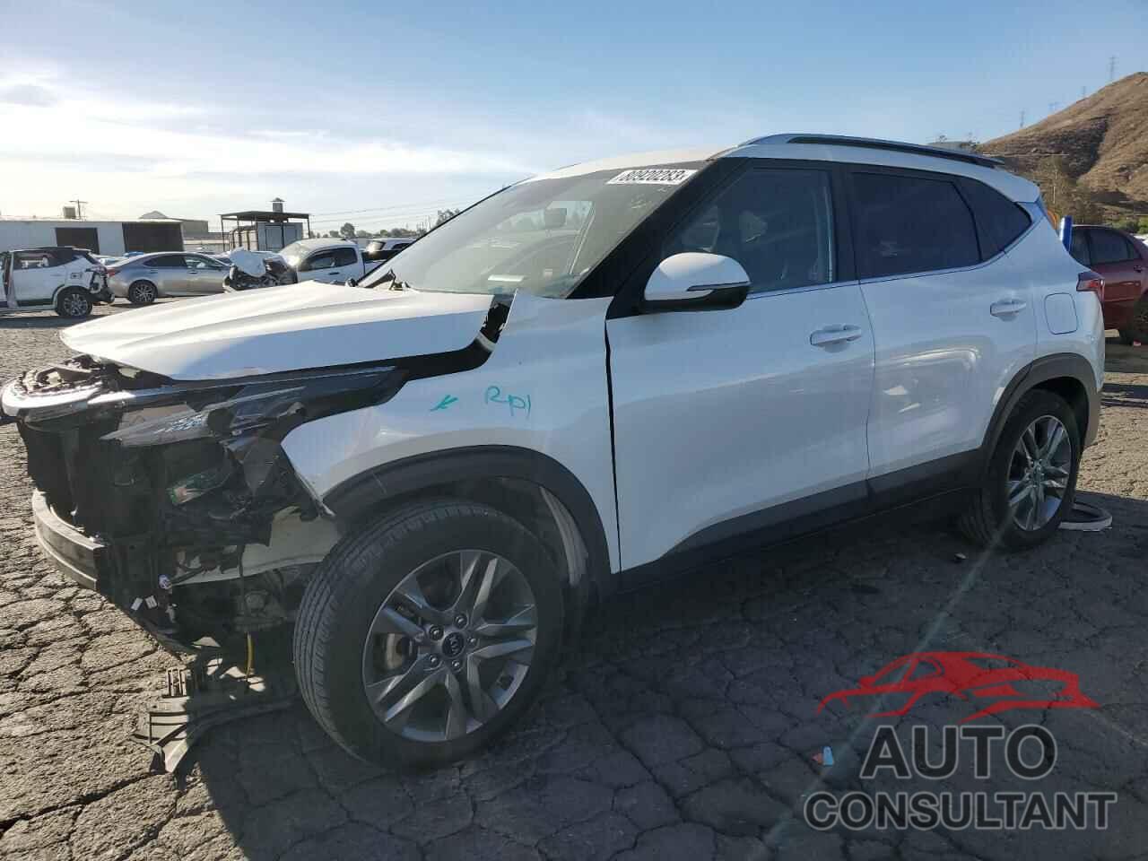 KIA SELTOS 2021 - KNDEU2AAXM7083303
