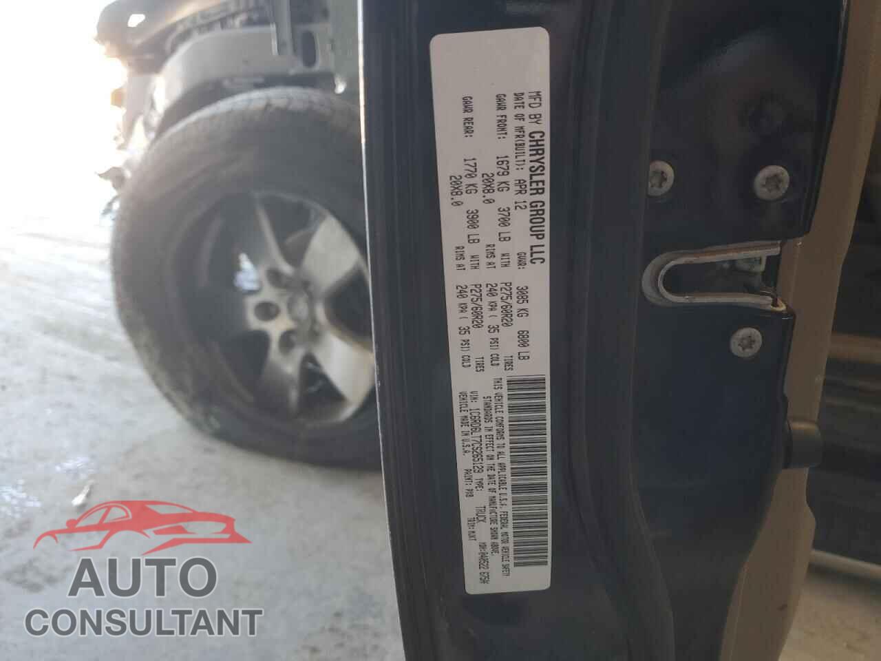 DODGE RAM 1500 2012 - 1C6RD6LT7CS265129