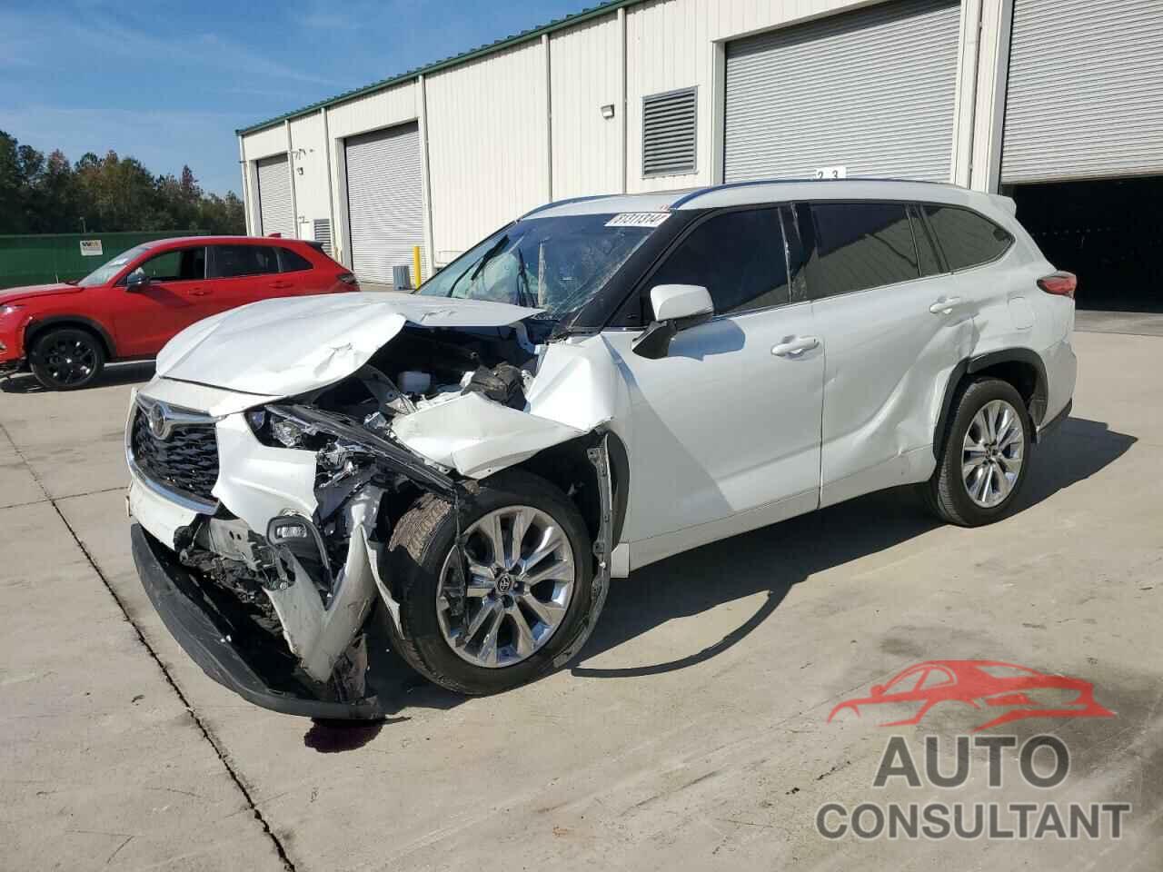 TOYOTA HIGHLANDER 2022 - 5TDYZRAHXNS549744