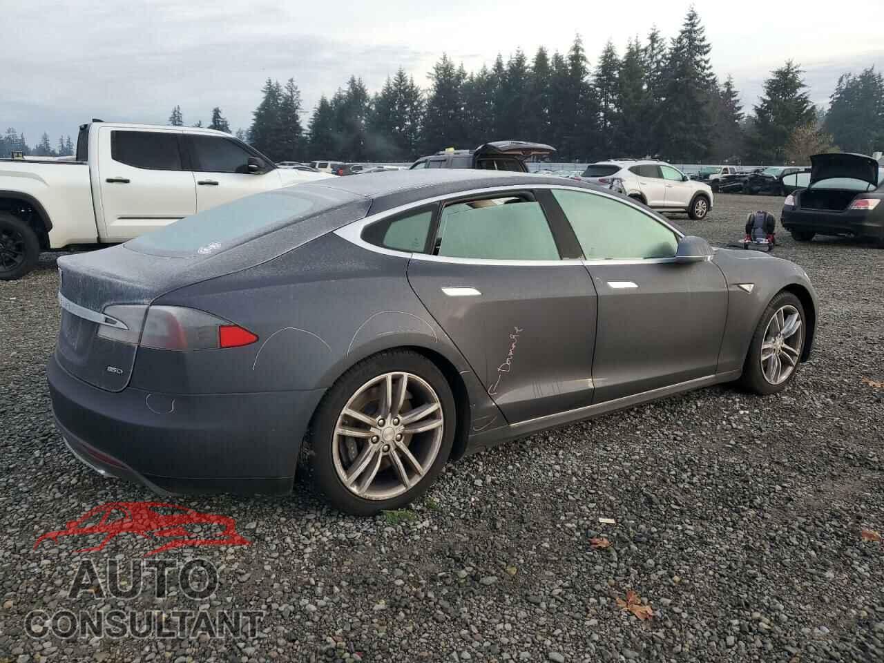 TESLA MODEL S 2015 - 5YJSA1H21FF083224