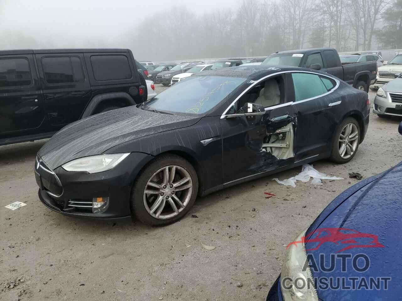 TESLA MODEL S 2015 - 5YJSA1S25FF082277