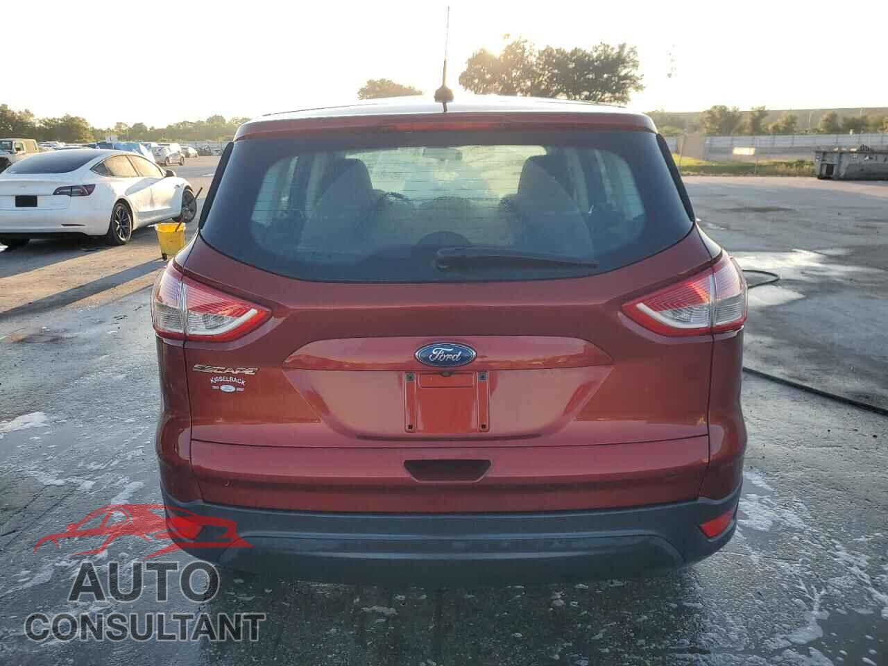 FORD ESCAPE 2014 - 1FMCU0F73EUB40027