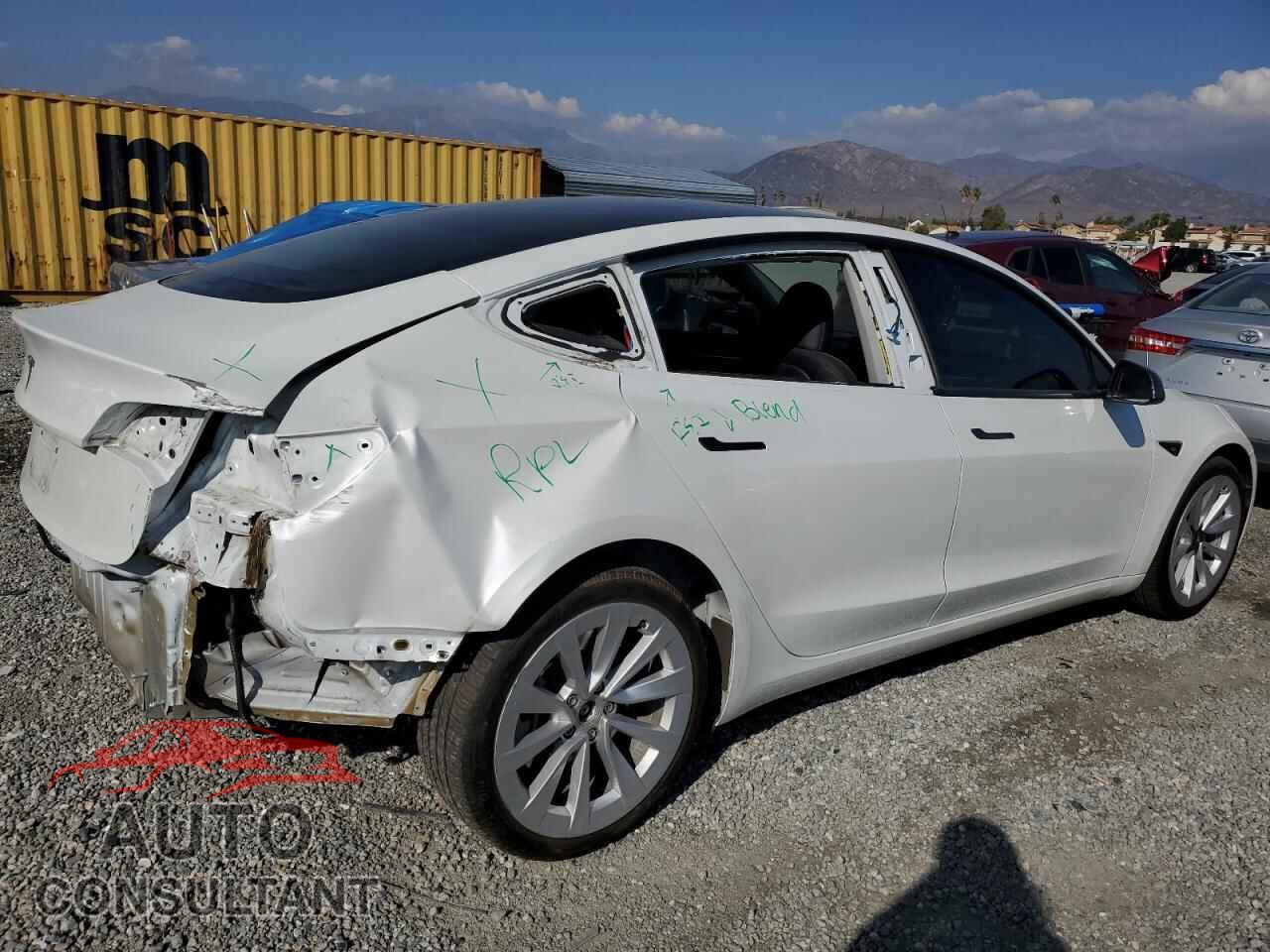 TESLA MODEL 3 2023 - 5YJ3E1EA4PF567555