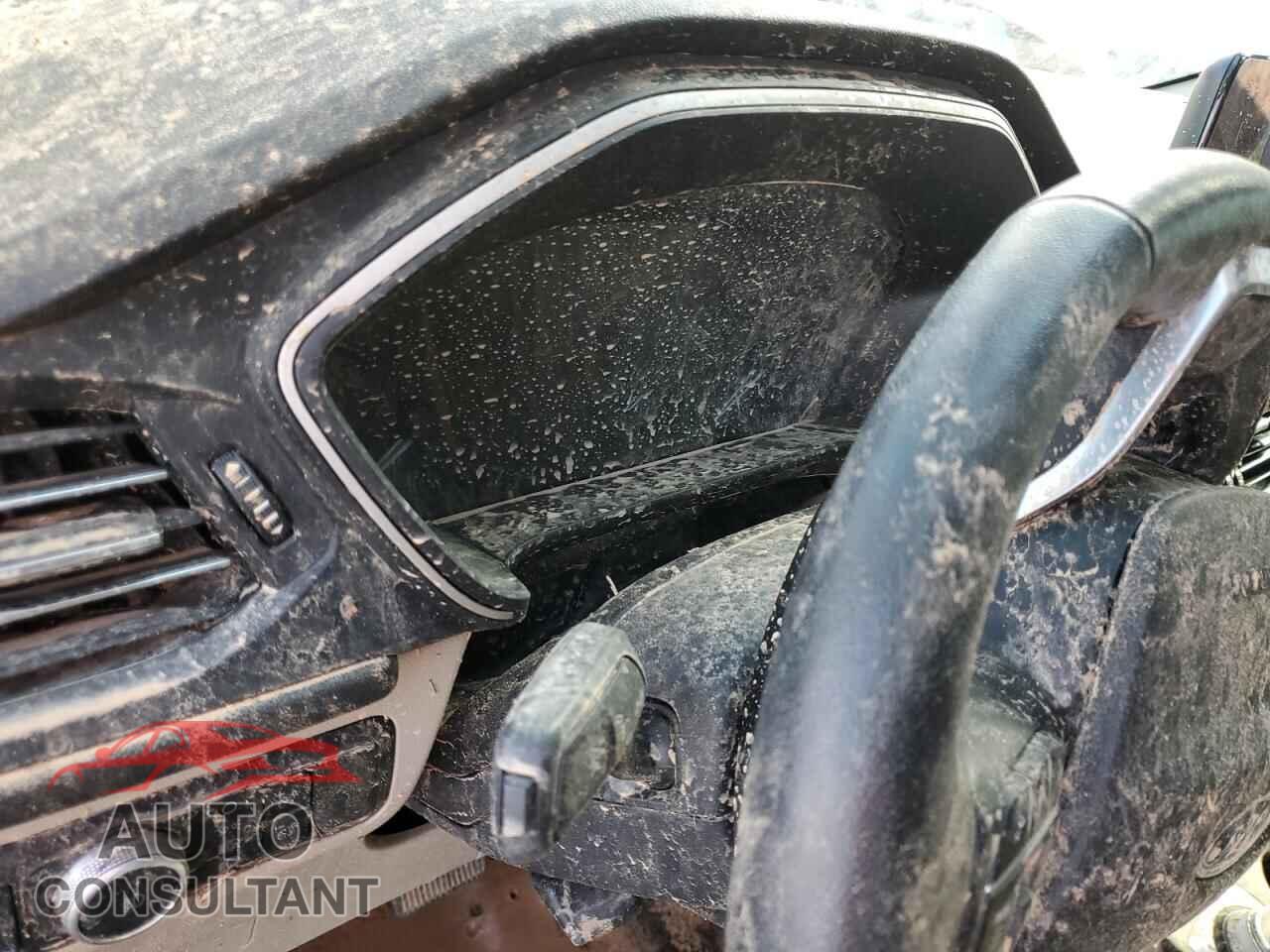 FORD ESCAPE 2020 - 1FMCU0H61LUA35858