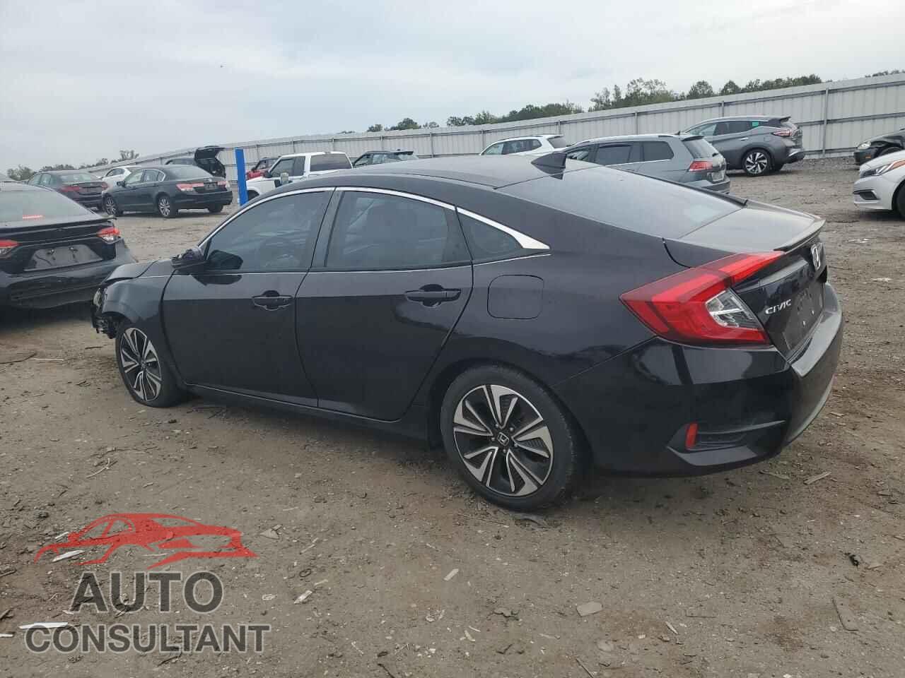 HONDA CIVIC 2017 - 19XFC1F77HE210545