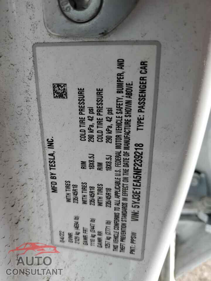 TESLA MODEL 3 2022 - 5YJ3E1EA5NF239218