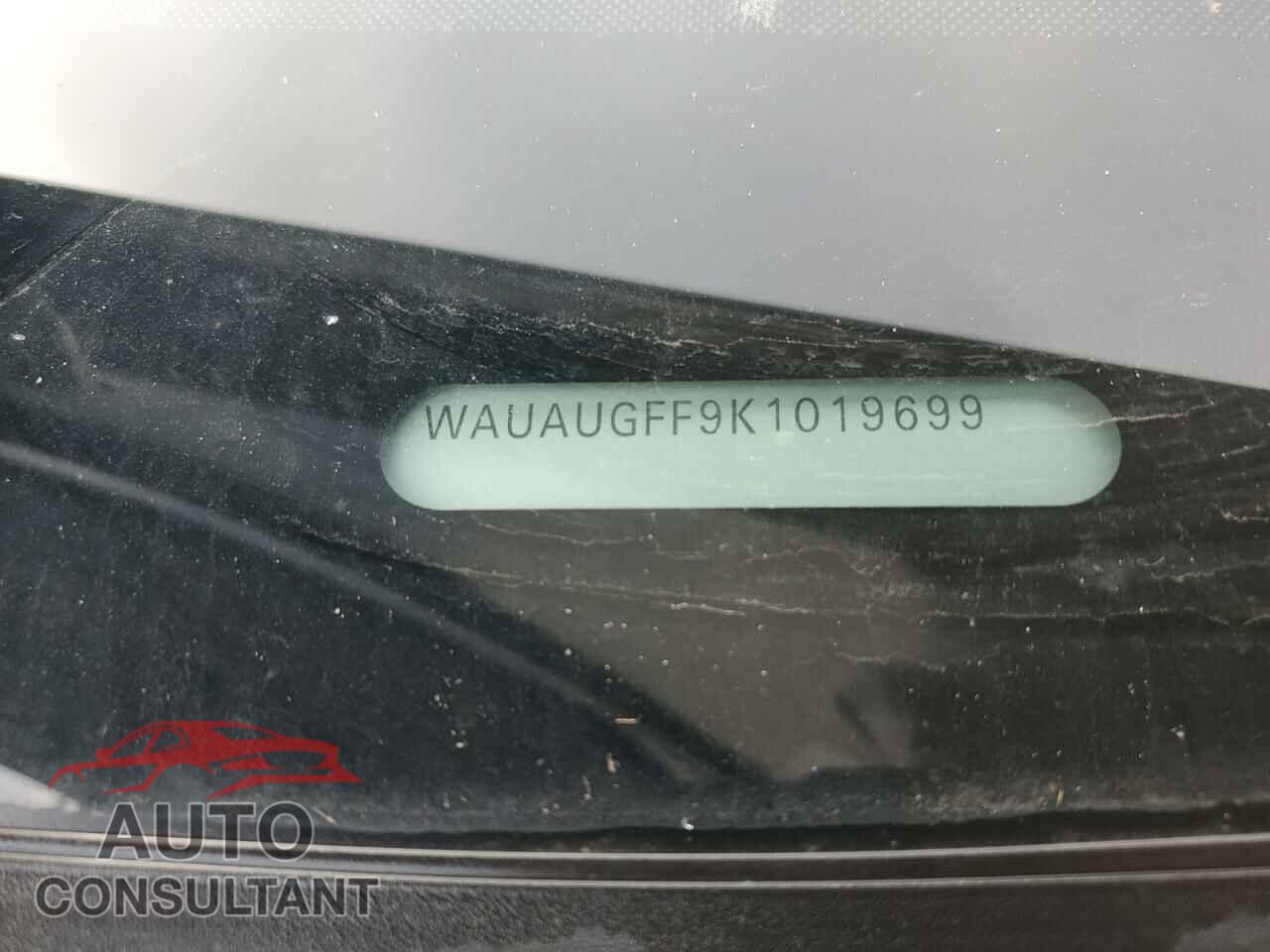 AUDI A3 2019 - WAUAUGFF9K1019699