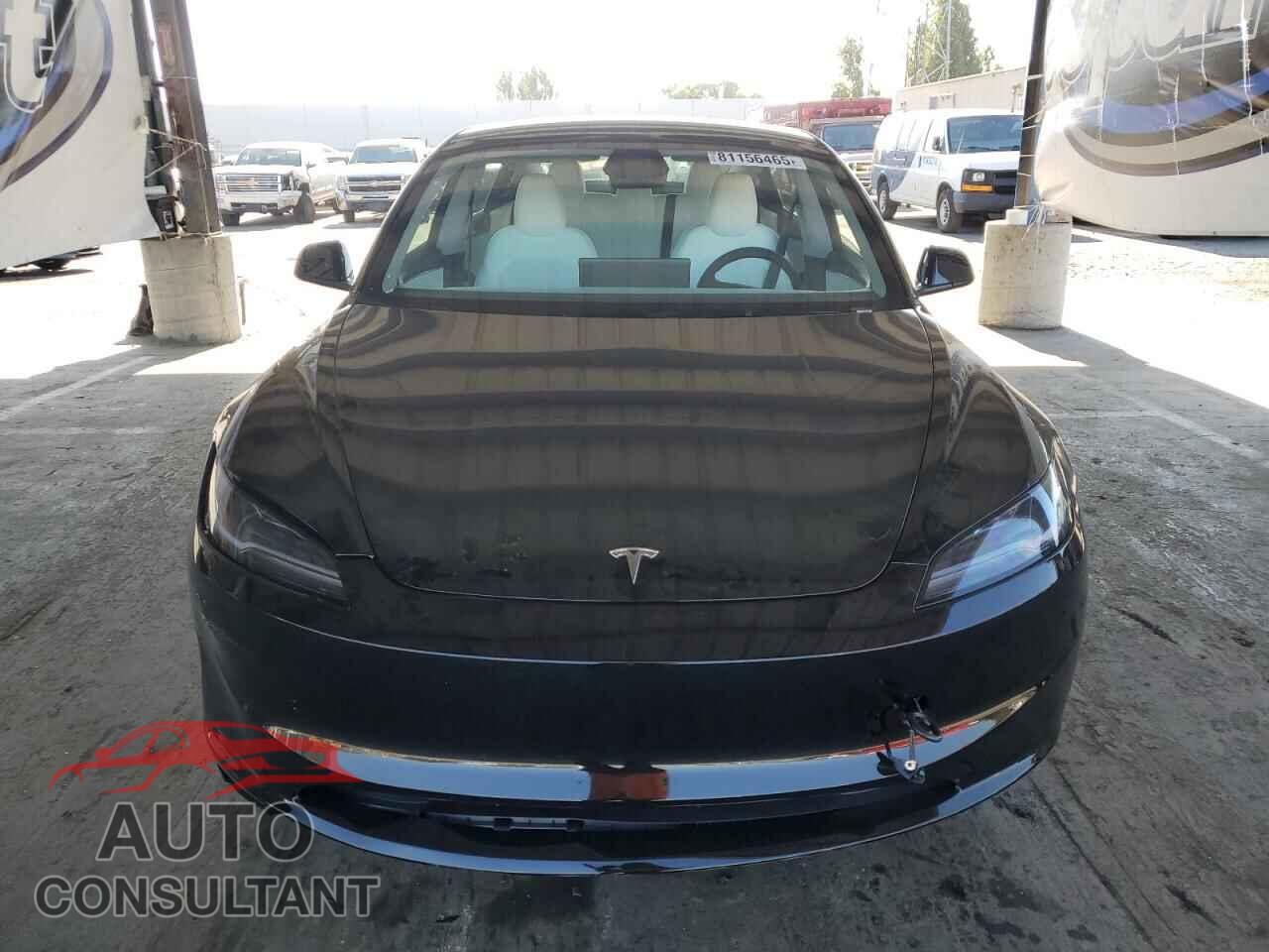 TESLA MODEL 3 2025 - 5YJ3E1EA2SF072795