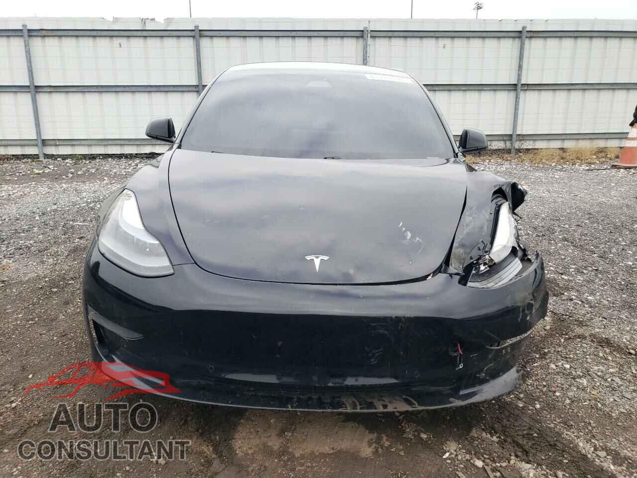 TESLA MODEL 3 2021 - 5YJ3E1EAXMF016073