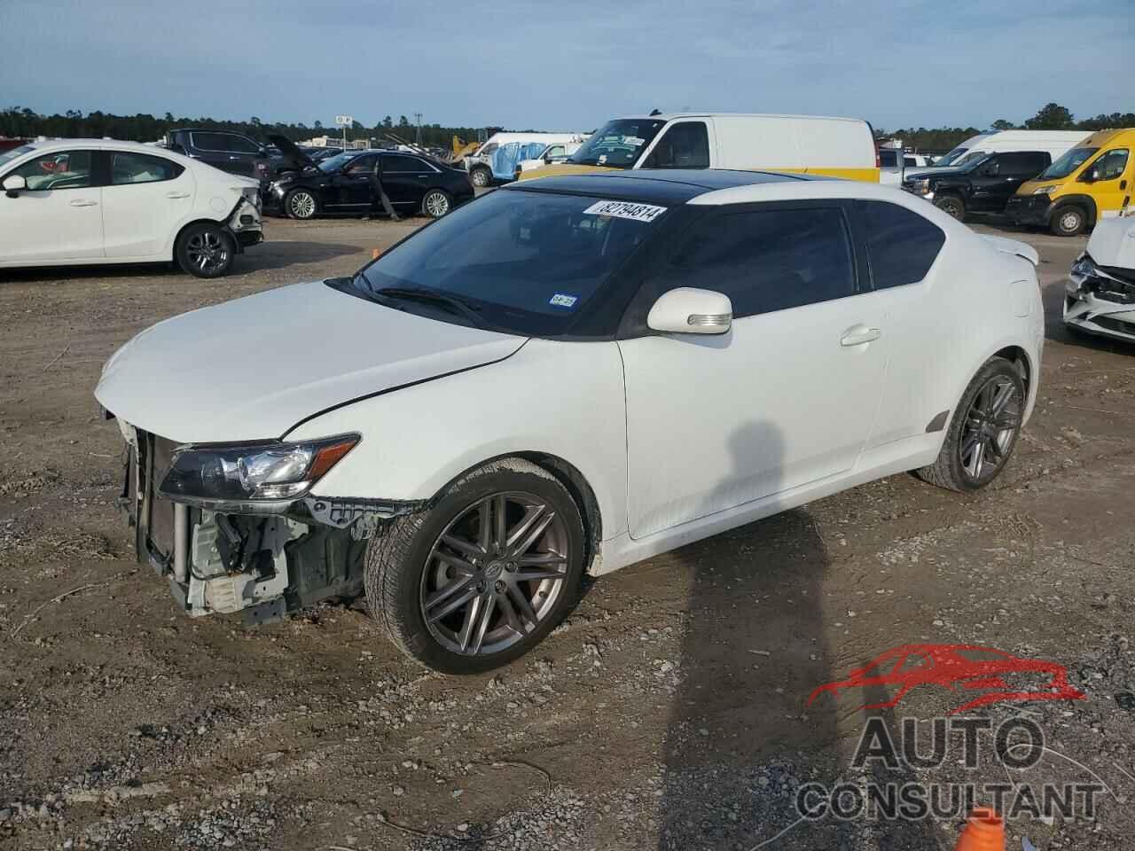 TOYOTA SCION 2012 - JTKJF5C73C3037306