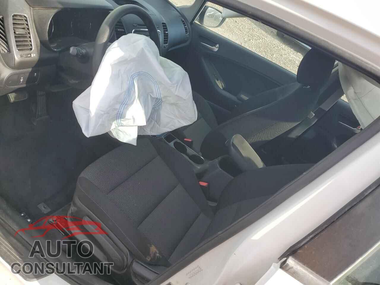 KIA FORTE 2017 - 3KPFK4A78HE036657