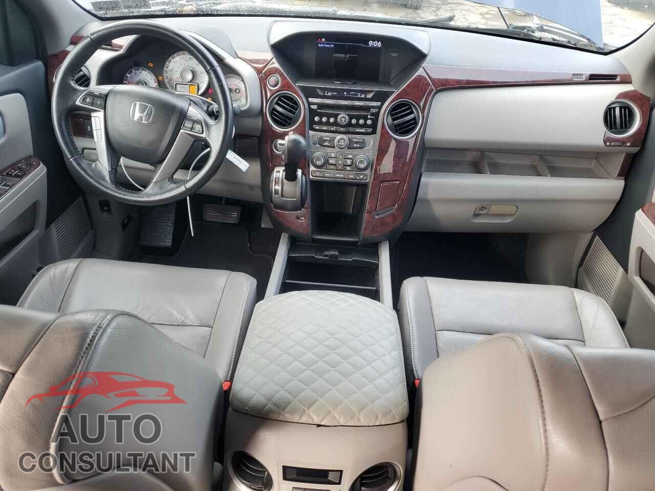 HONDA PILOT 2013 - 5FNYF4H53DB005807