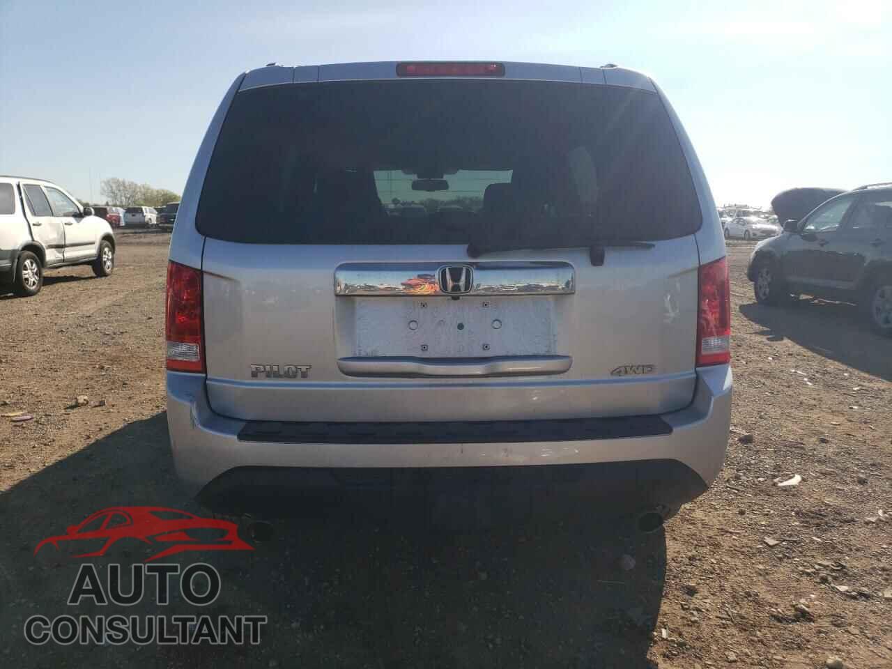 HONDA PILOT 2014 - 5FNYF4H55EB045890