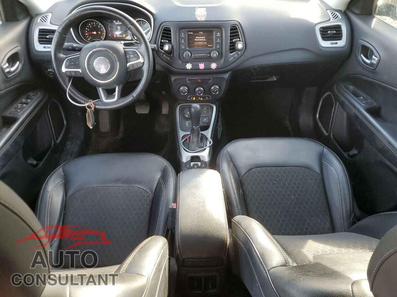 JEEP COMPASS 2018 - 3C4NJDBB7JT484195