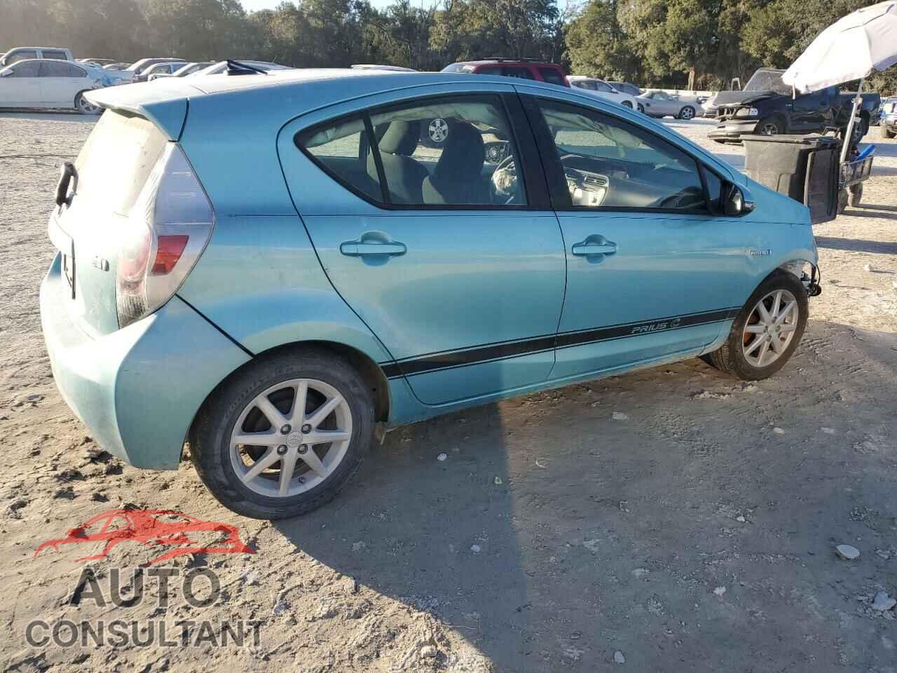 TOYOTA PRIUS 2014 - JTDKDTB32E1075337