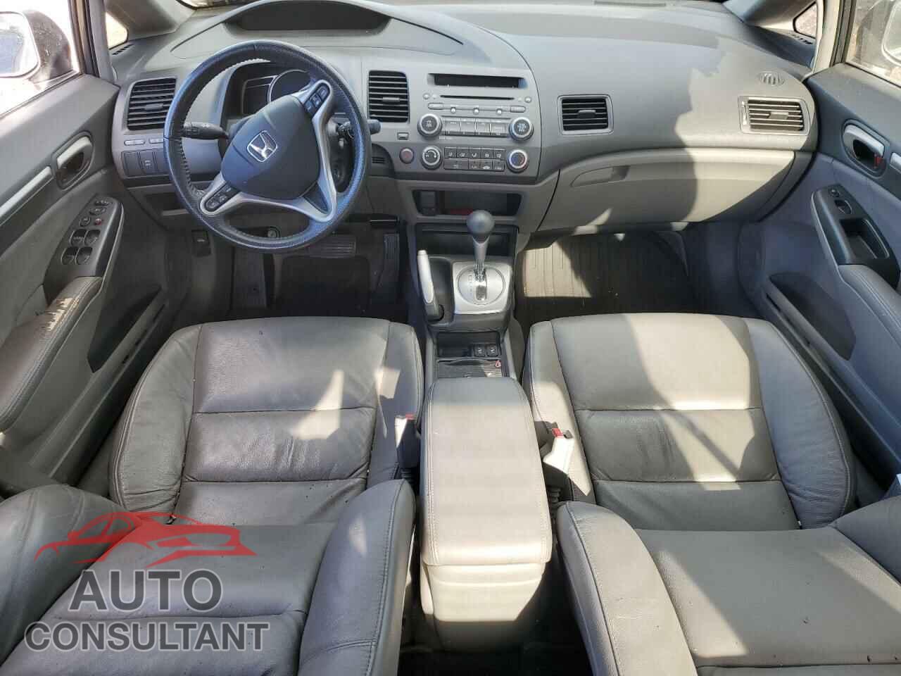 HONDA CIVIC 2010 - 19XFA1F95AE030266