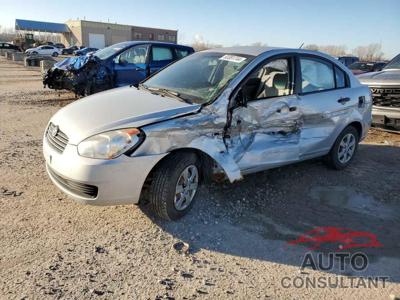 HYUNDAI ACCENT 2009 - KMHCM46C89U287969