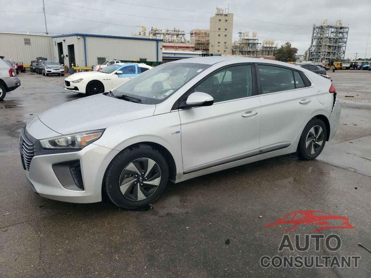 HYUNDAI IONIQ 2018 - KMHC75LC6JU103036