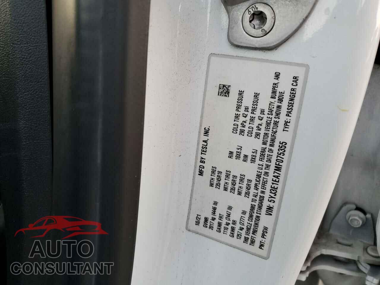TESLA MODEL 3 2021 - 5YJ3E1EA7MF075355