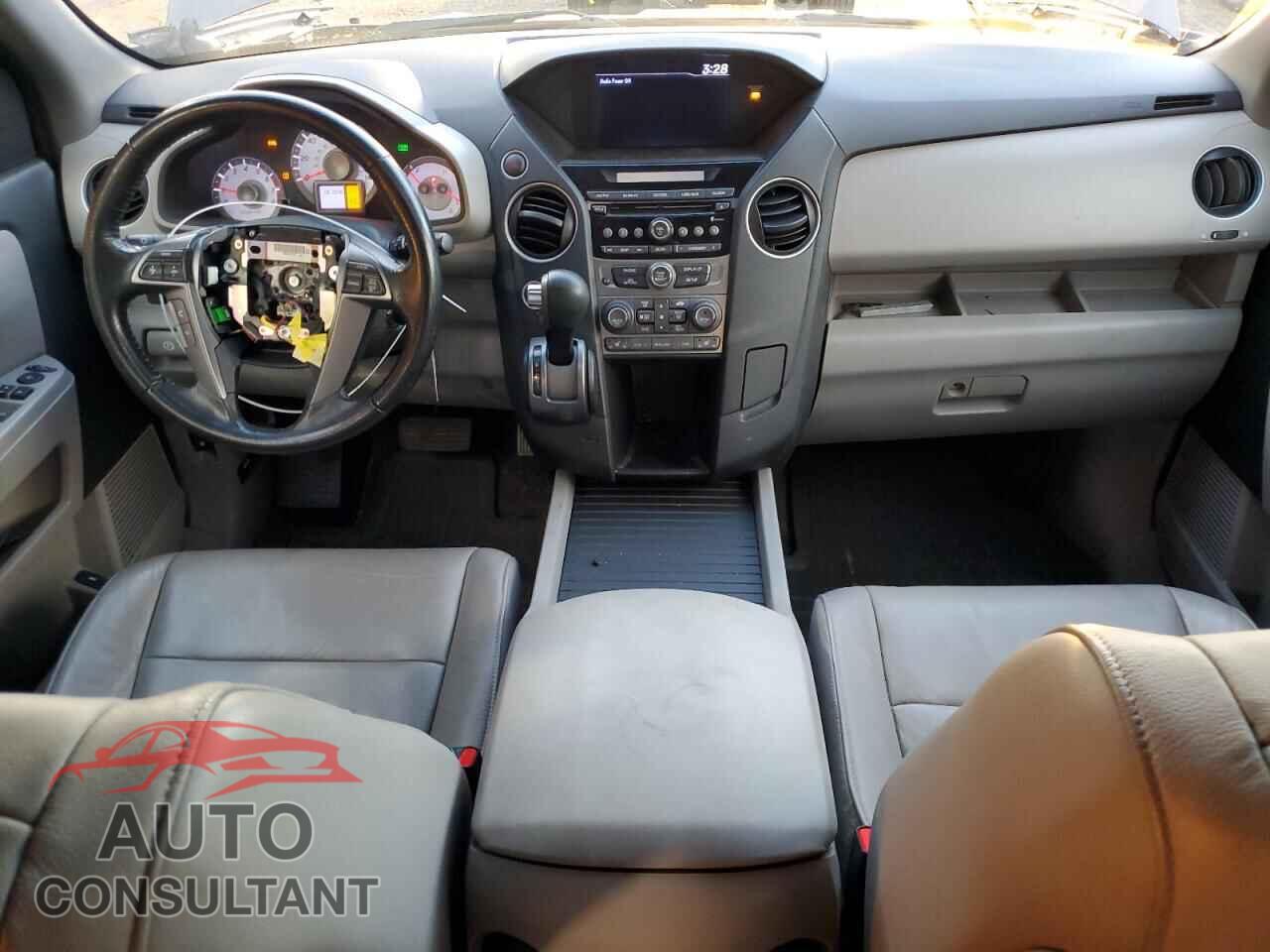 HONDA PILOT 2015 - 5FNYF4H53FB019919