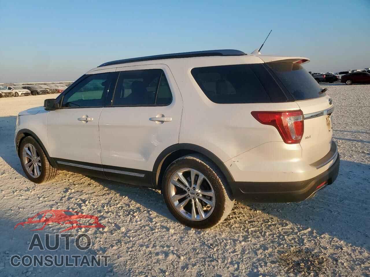 FORD EXPLORER 2018 - 1FM5K7D82JGB88498