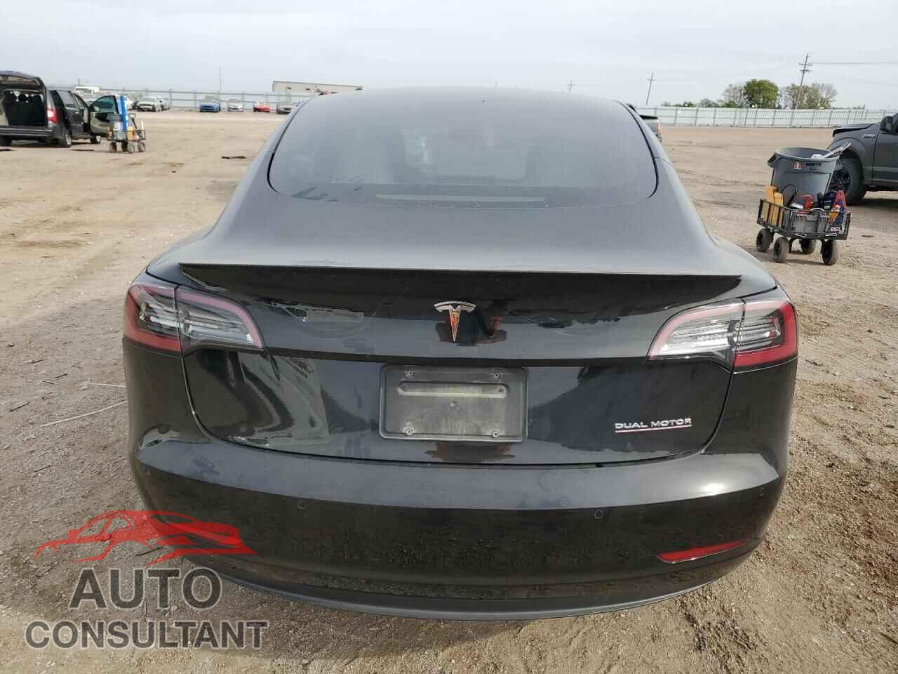 TESLA MODEL 3 2021 - 5YJ3E1EC5MF044025