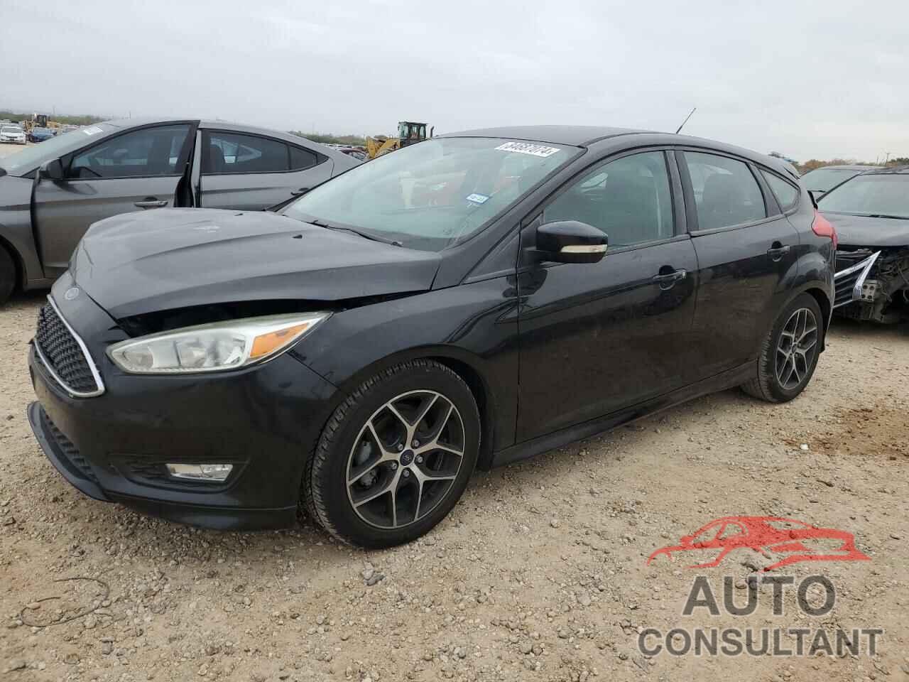 FORD FOCUS 2015 - 1FADP3K28FL305742