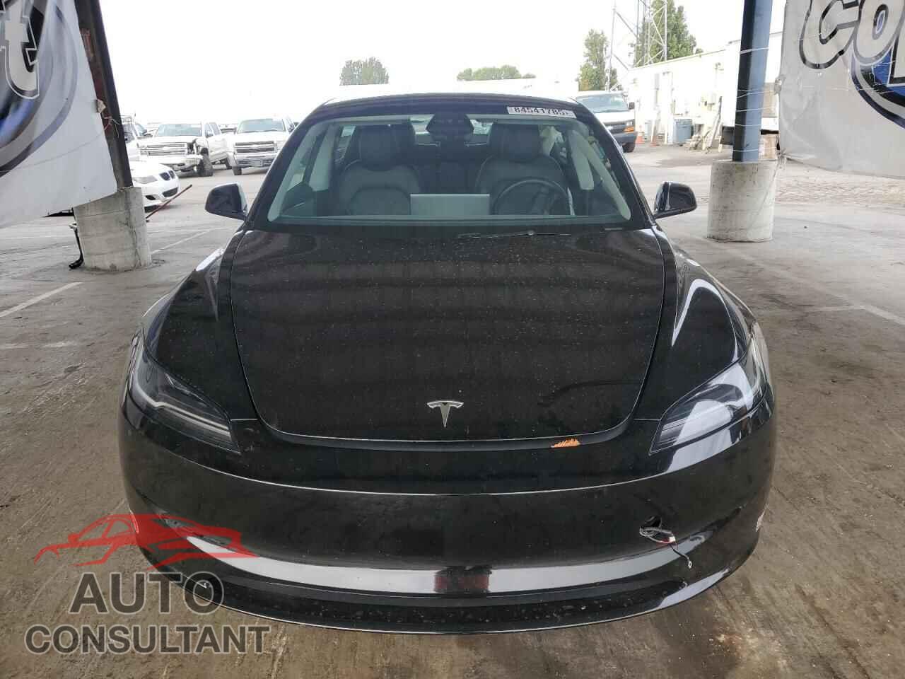 TESLA MODEL 3 2024 - 5YJ3E1EA0RF717065