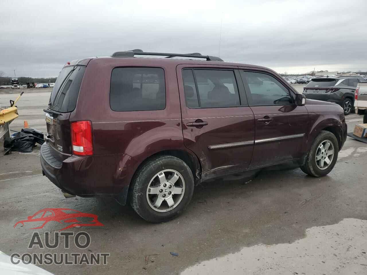 HONDA PILOT 2011 - 5FNYF4H90BB045794