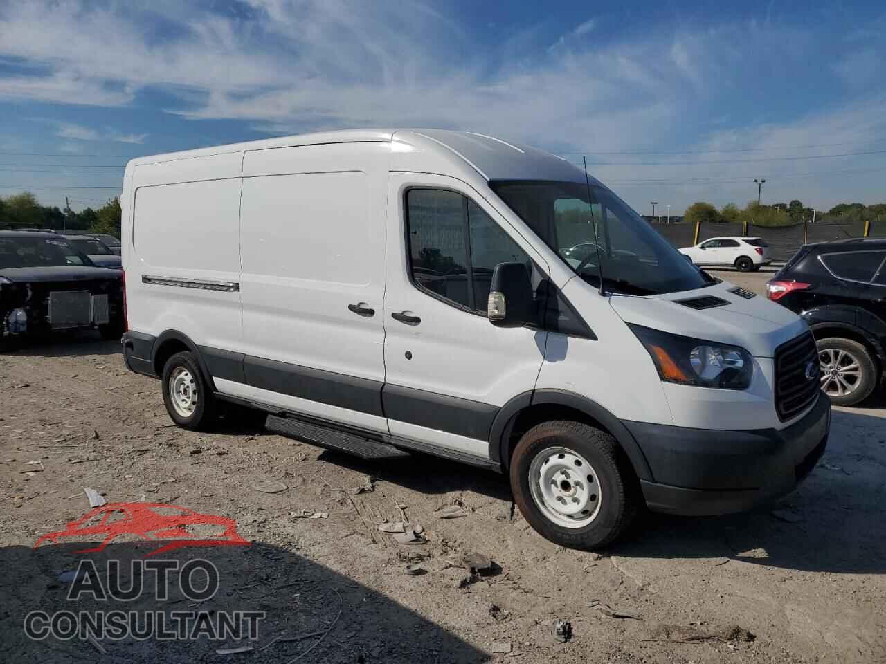FORD TRANSIT 2019 - 1FTYE2CM4KKB52157