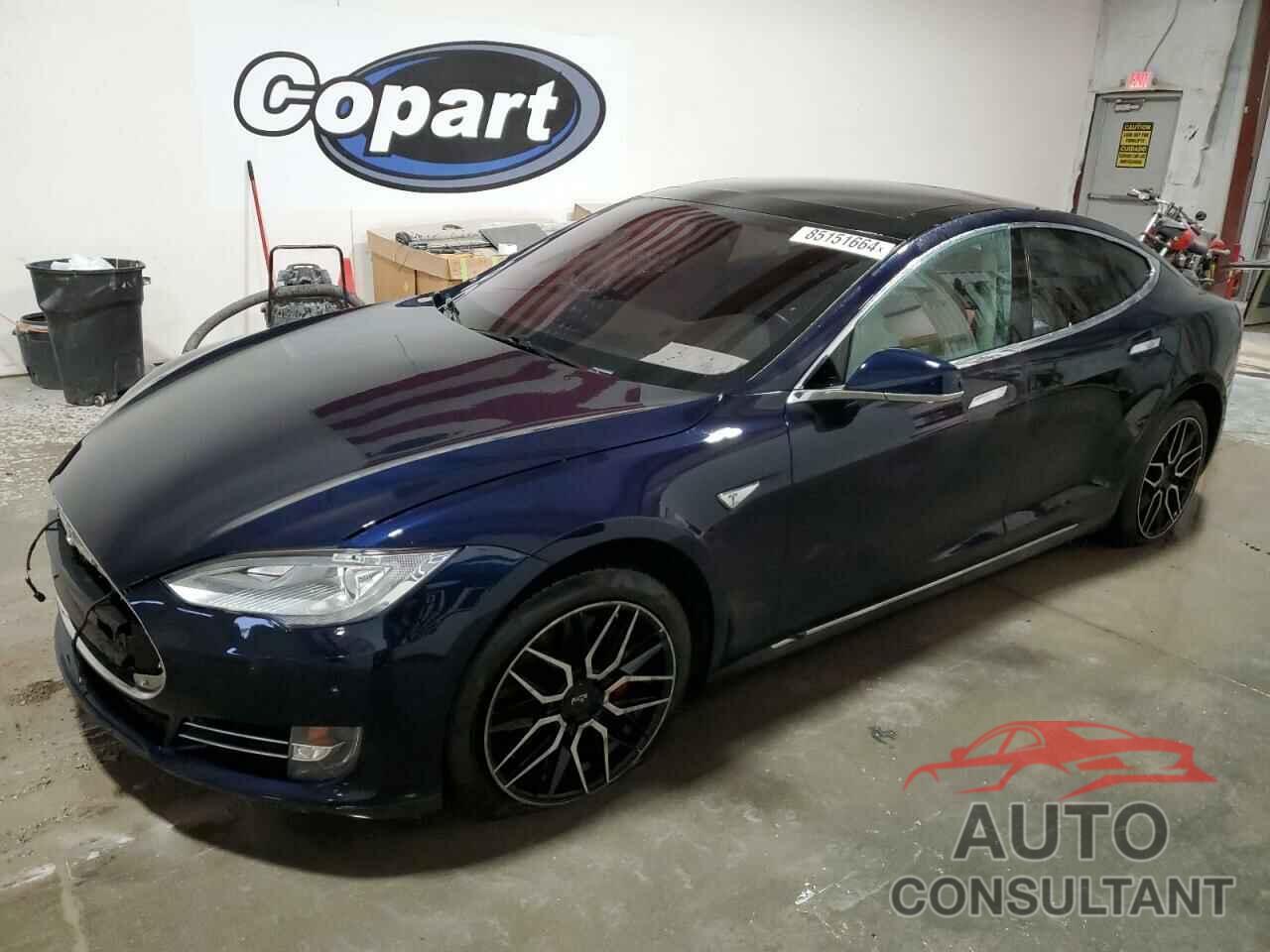 TESLA MODEL S 2013 - 5YJSA1CP2DFP22369