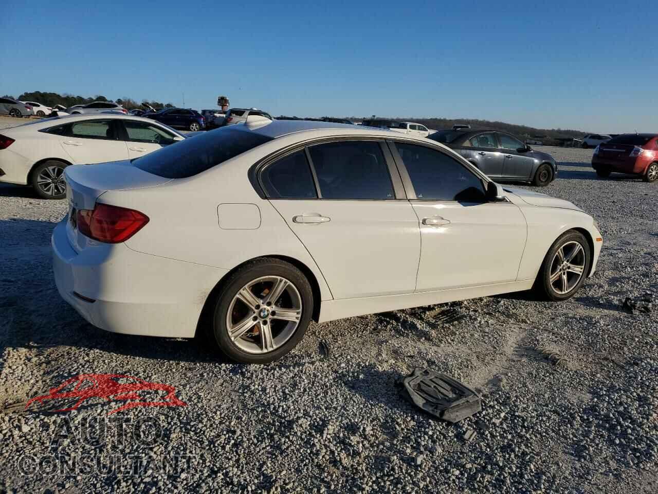 BMW 3 SERIES 2012 - WBA3A5C51CF257231