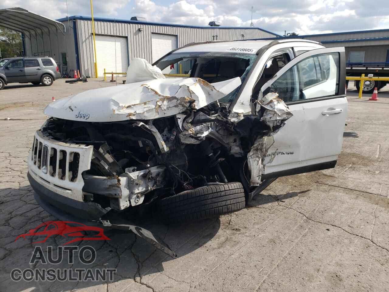 JEEP COMPASS 2011 - 1J4NT1FA5BD182383