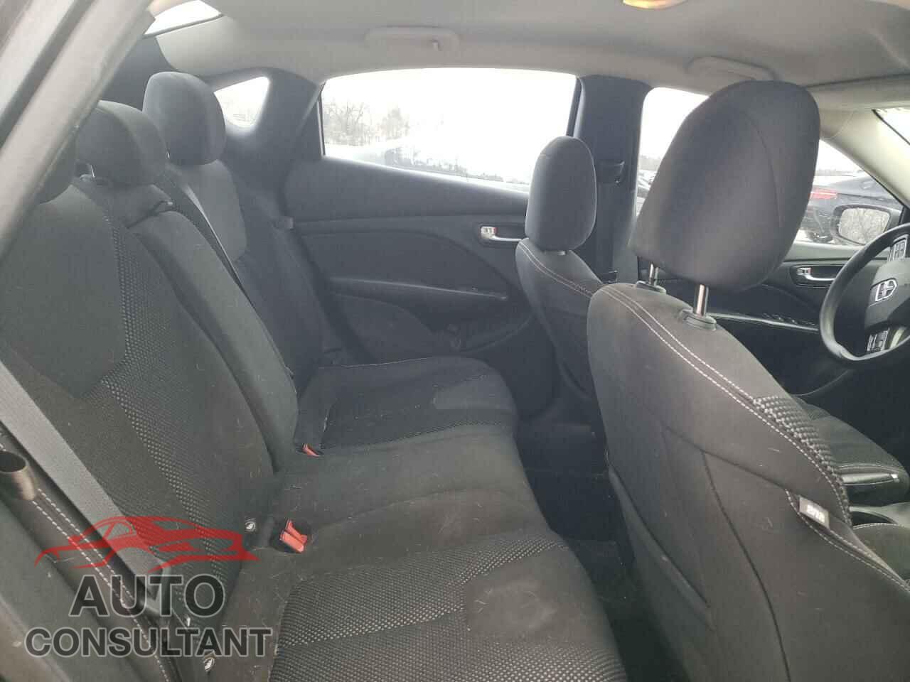 DODGE DART 2015 - 1C3CDFBB2FD223911