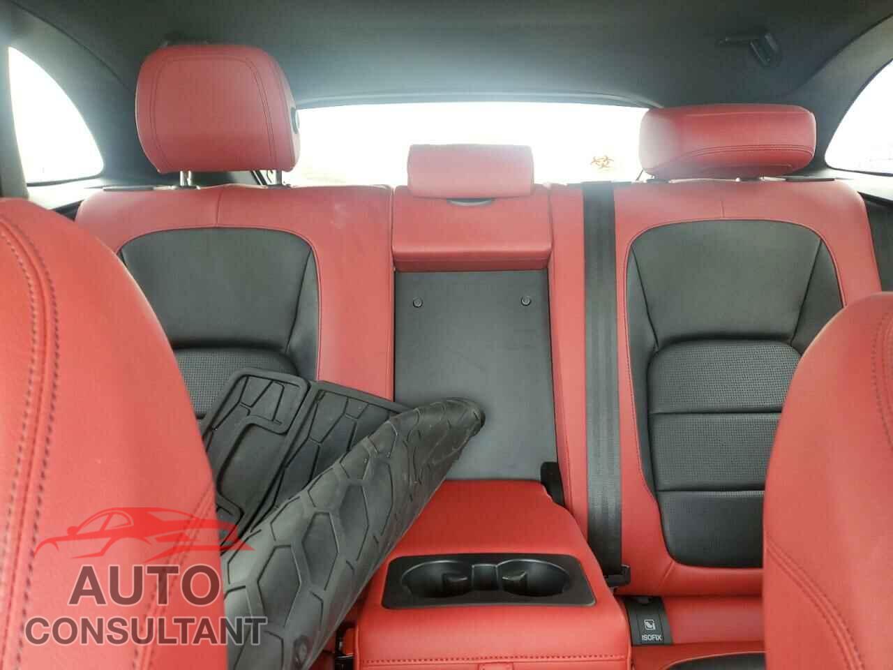 JAGUAR F-PACE 2018 - SADCM2FVXJA244237