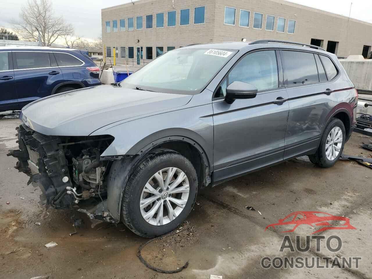 VOLKSWAGEN TIGUAN 2018 - 3VV0B7AX3JM121166