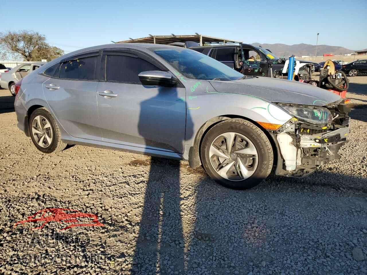 HONDA CIVIC 2019 - 2HGFC2F65KH537360