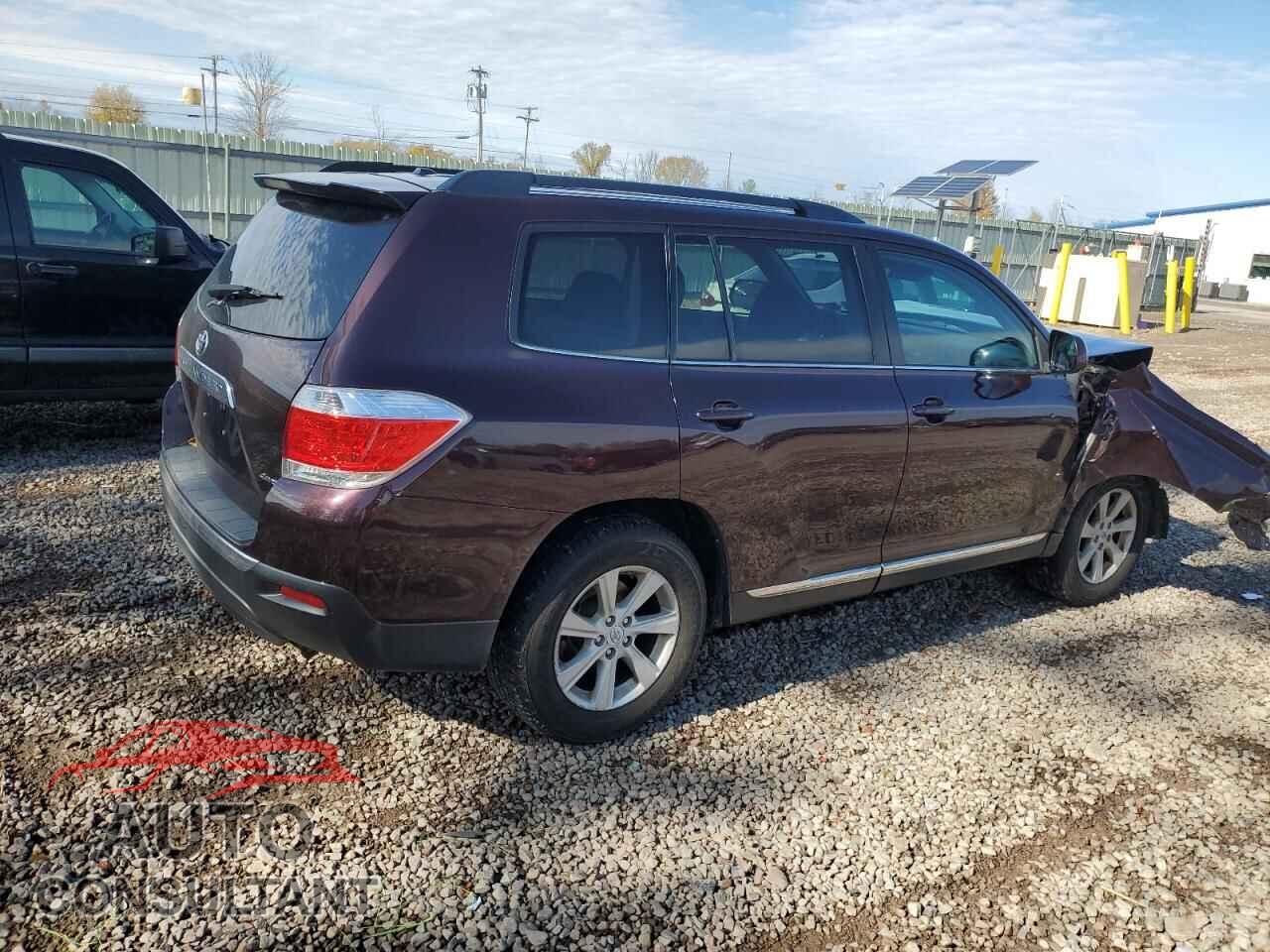 TOYOTA HIGHLANDER 2012 - 5TDBK3EH7CS167525