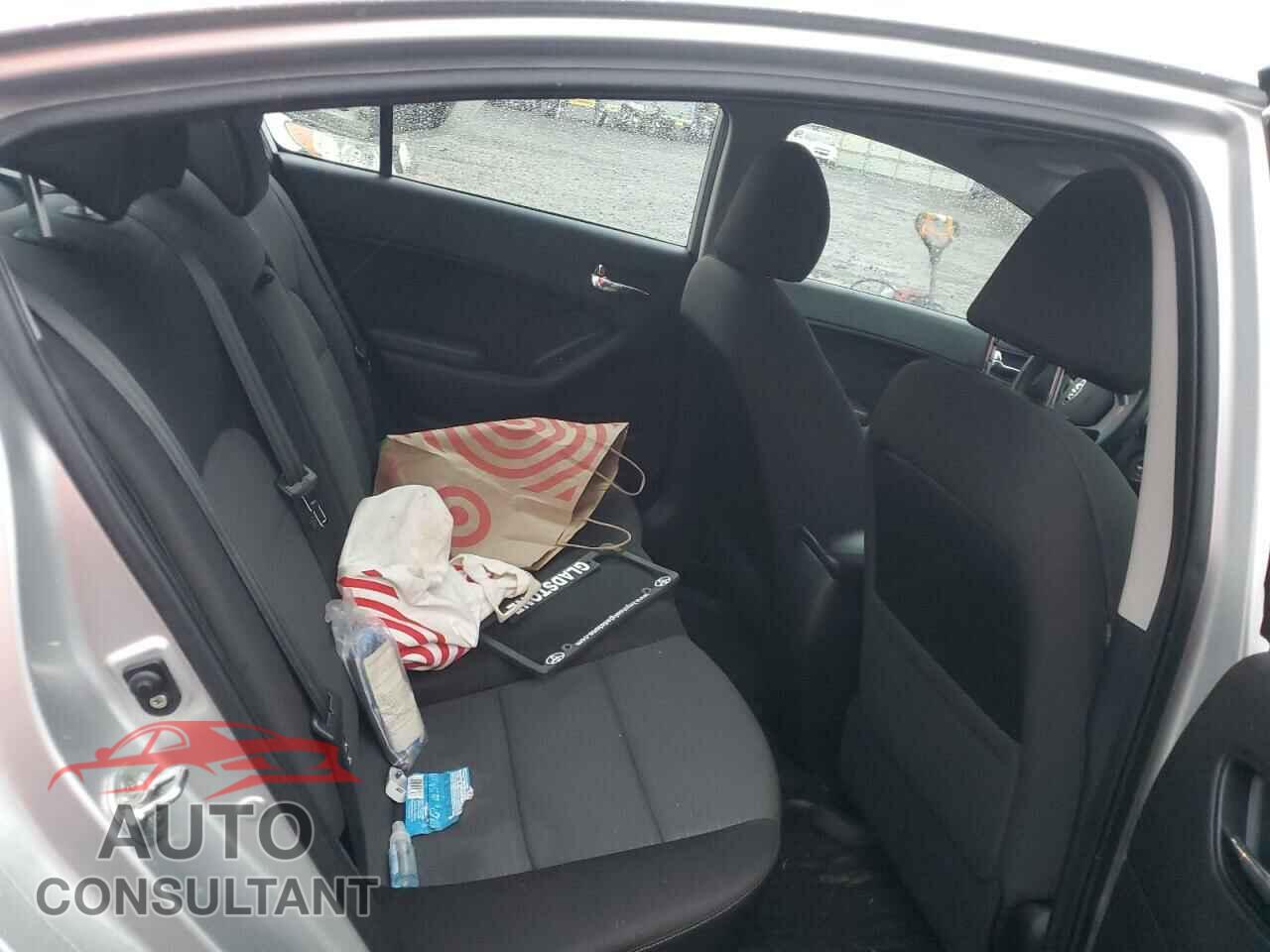 KIA FORTE 2015 - KNAFX4A65F5317295