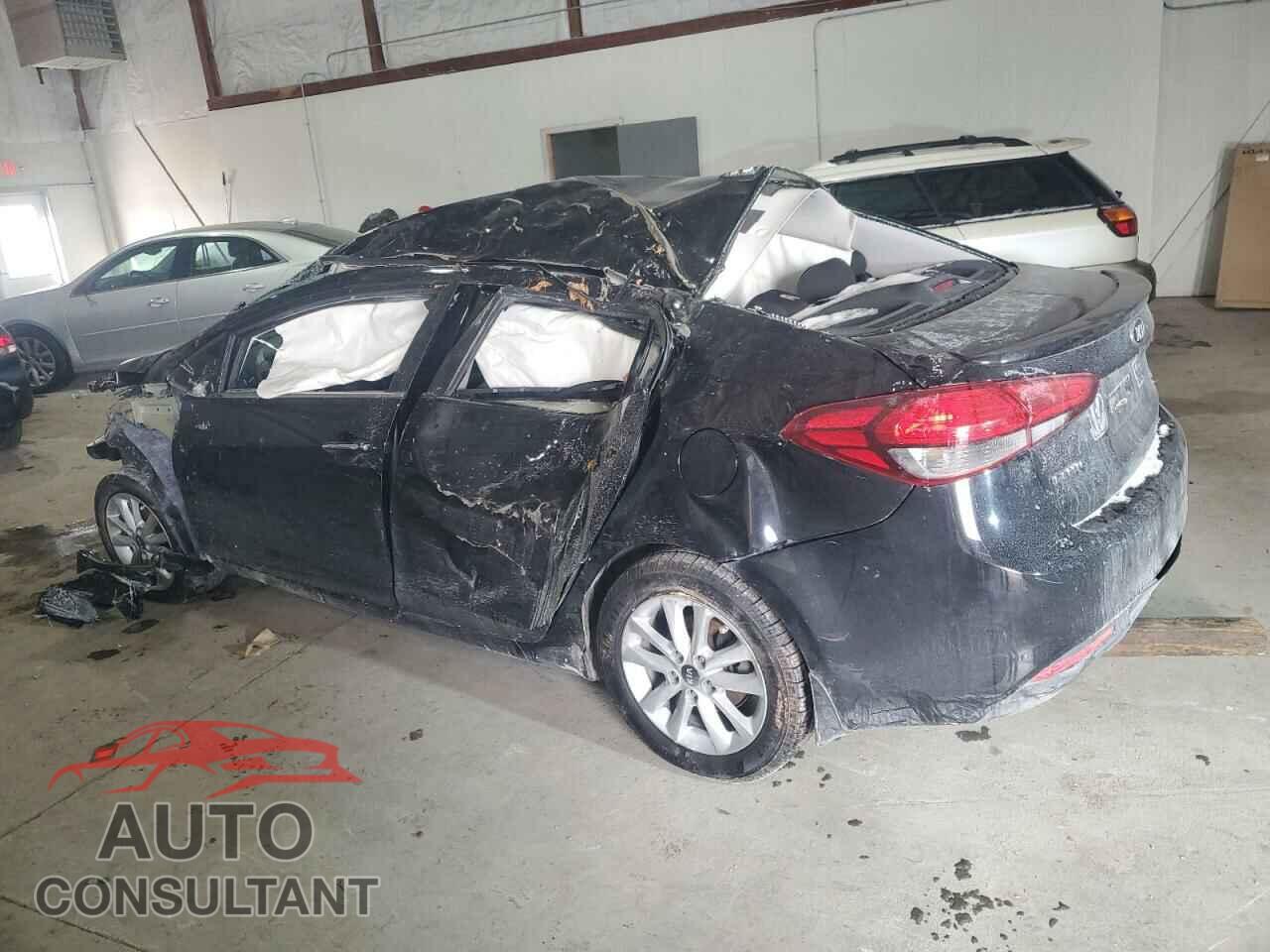 KIA FORTE 2017 - 3KPFL4A71HE027425