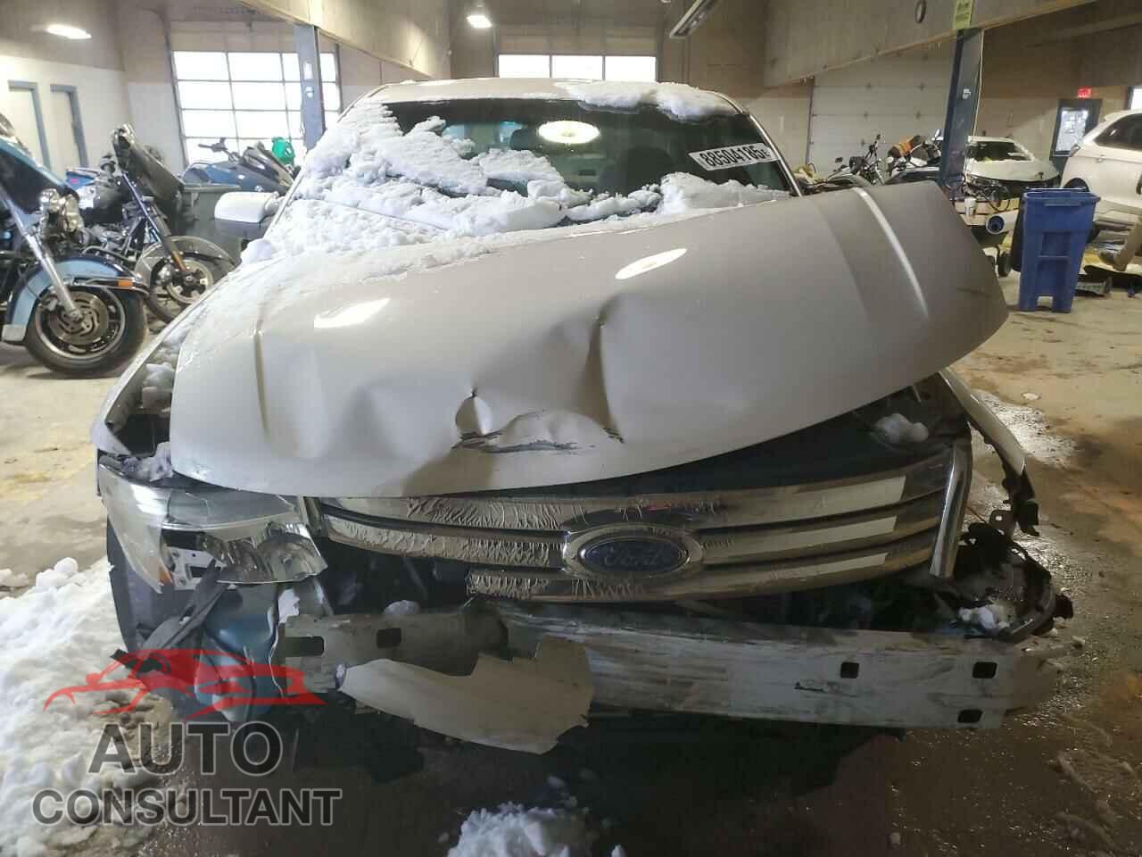 FORD TAURUS 2009 - 1FAHP23W49G116421