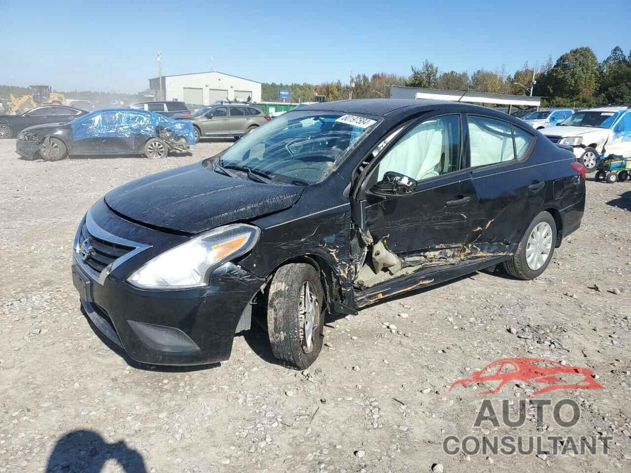 NISSAN VERSA 2018 - 3N1CN7AP2JL800244