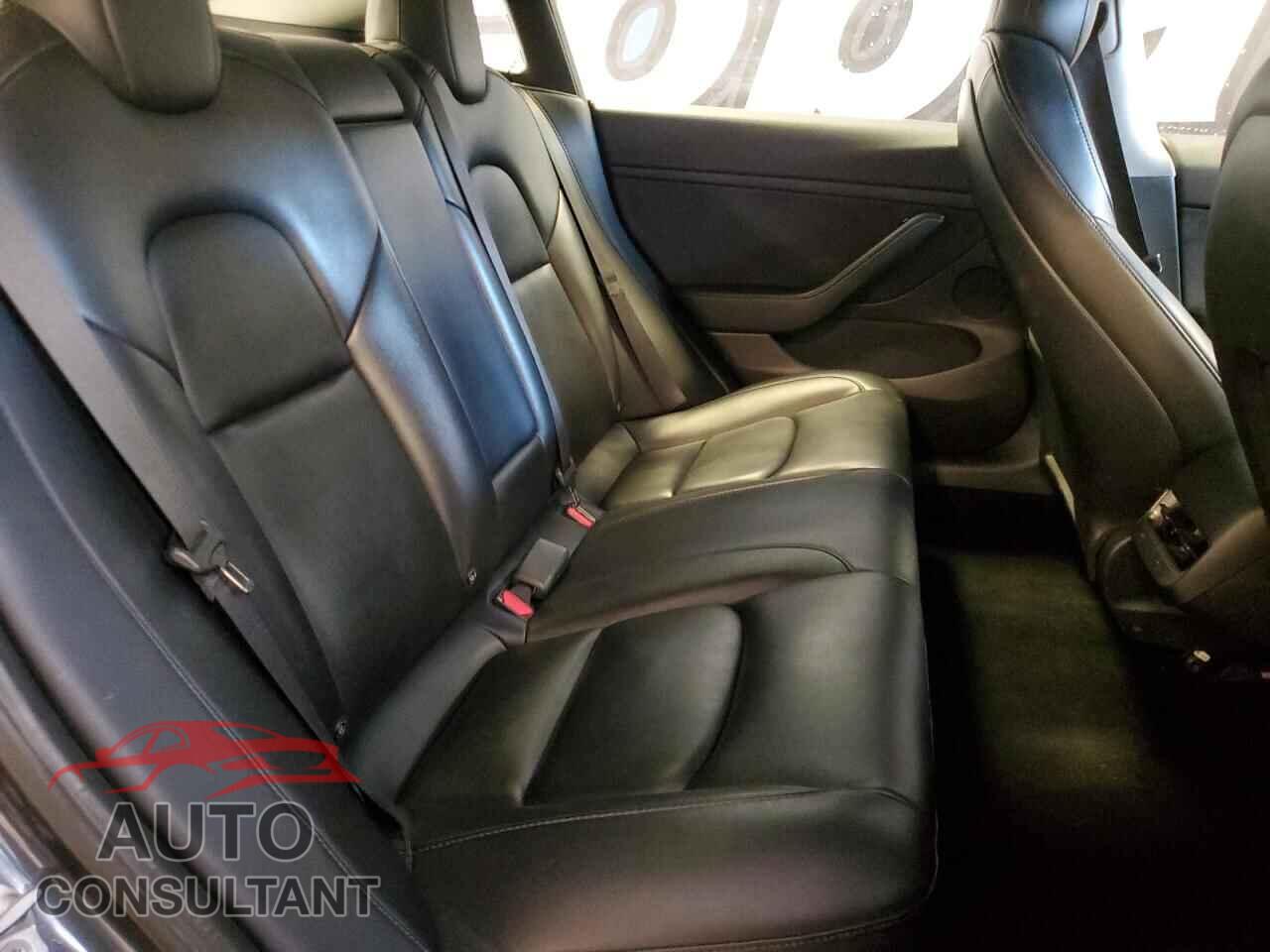 TESLA MODEL 3 2022 - 5YJ3E1EB0NF287198
