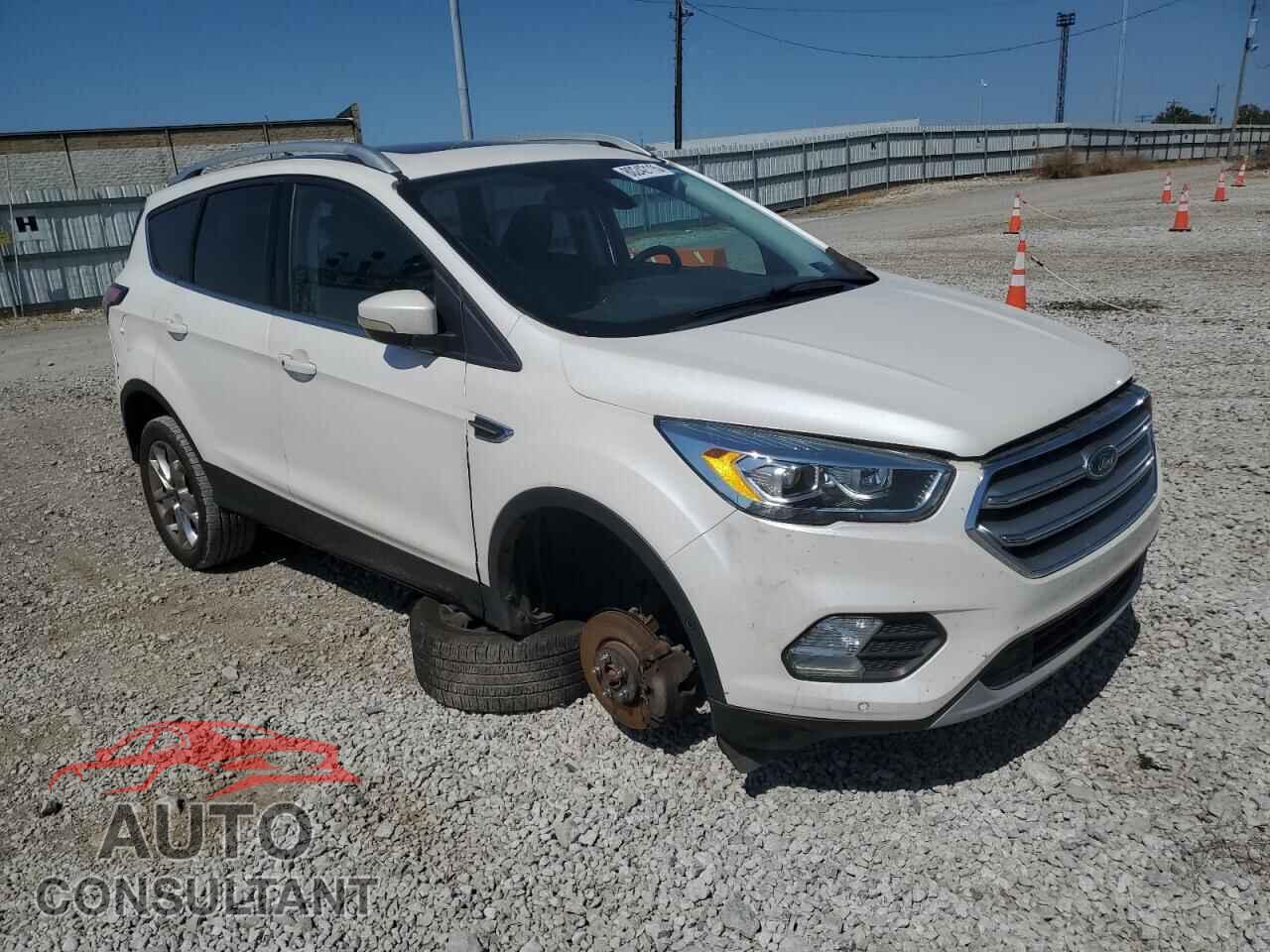 FORD ESCAPE 2018 - 1FMCU9J94JUB88644