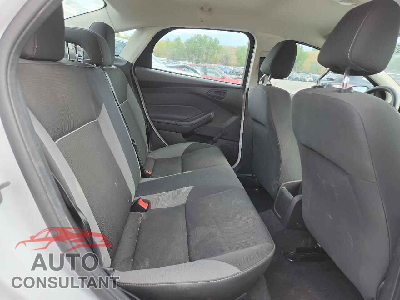 FORD FOCUS 2013 - 1FADP3E29DL334594