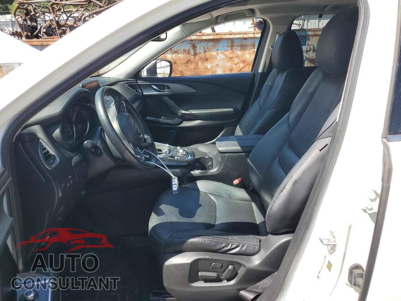 MAZDA CX-9 2018 - JM3TCACY8J0229093